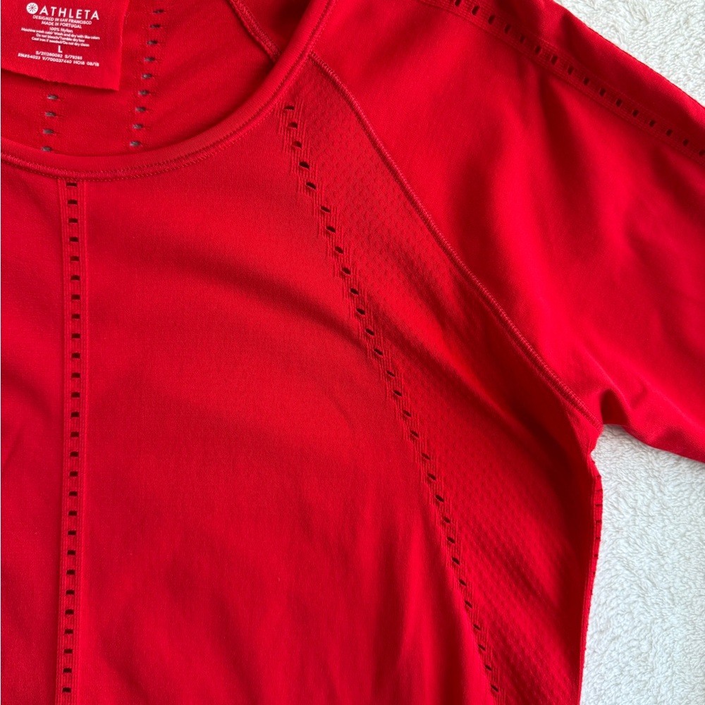 Athleta Red Athleisure Size L Long Sleeve Perforated Detail Lightweight Top - Picture 8 of 16